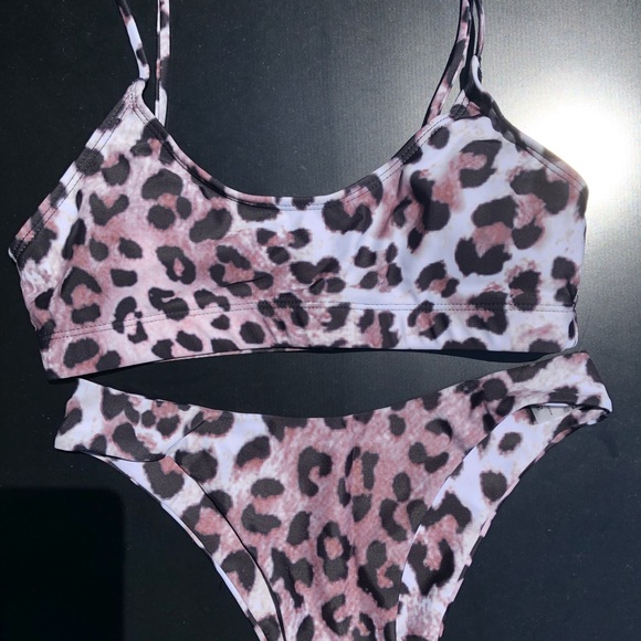 Leopard Spaghetti Straps Mid Waist Bikini - Picture 5 of 6